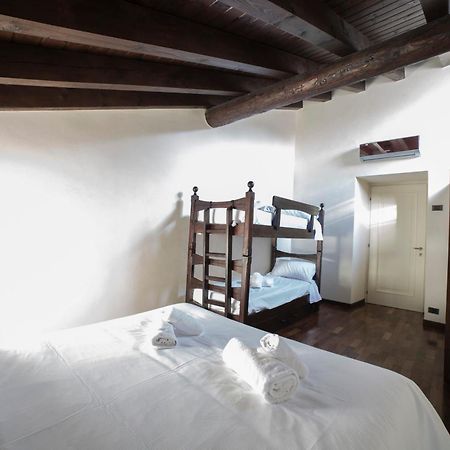 Apartamento Dimora Storica Vicolo Del Volto Iseo Exterior foto