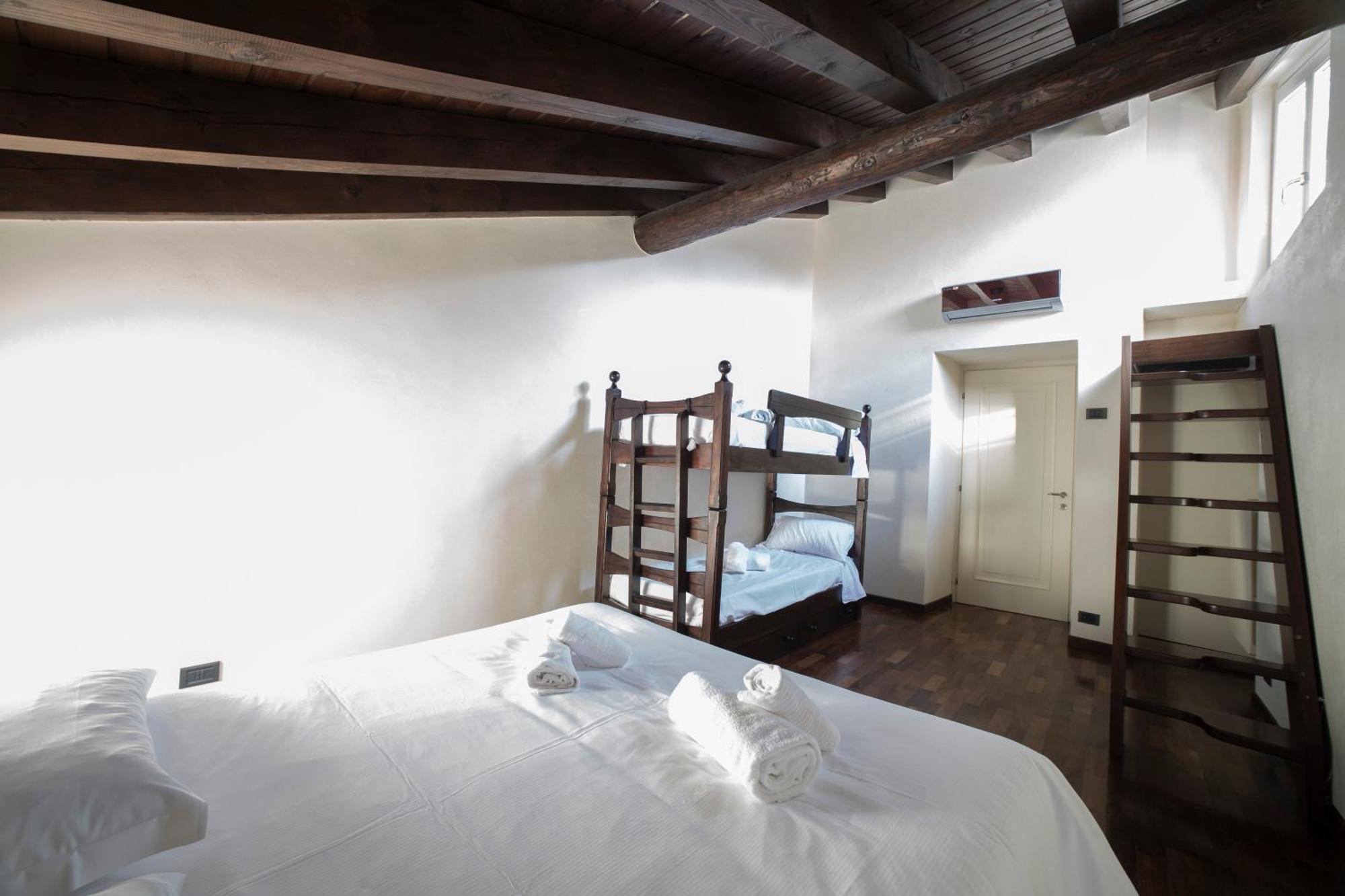 Apartamento Dimora Storica Vicolo Del Volto Iseo Exterior foto