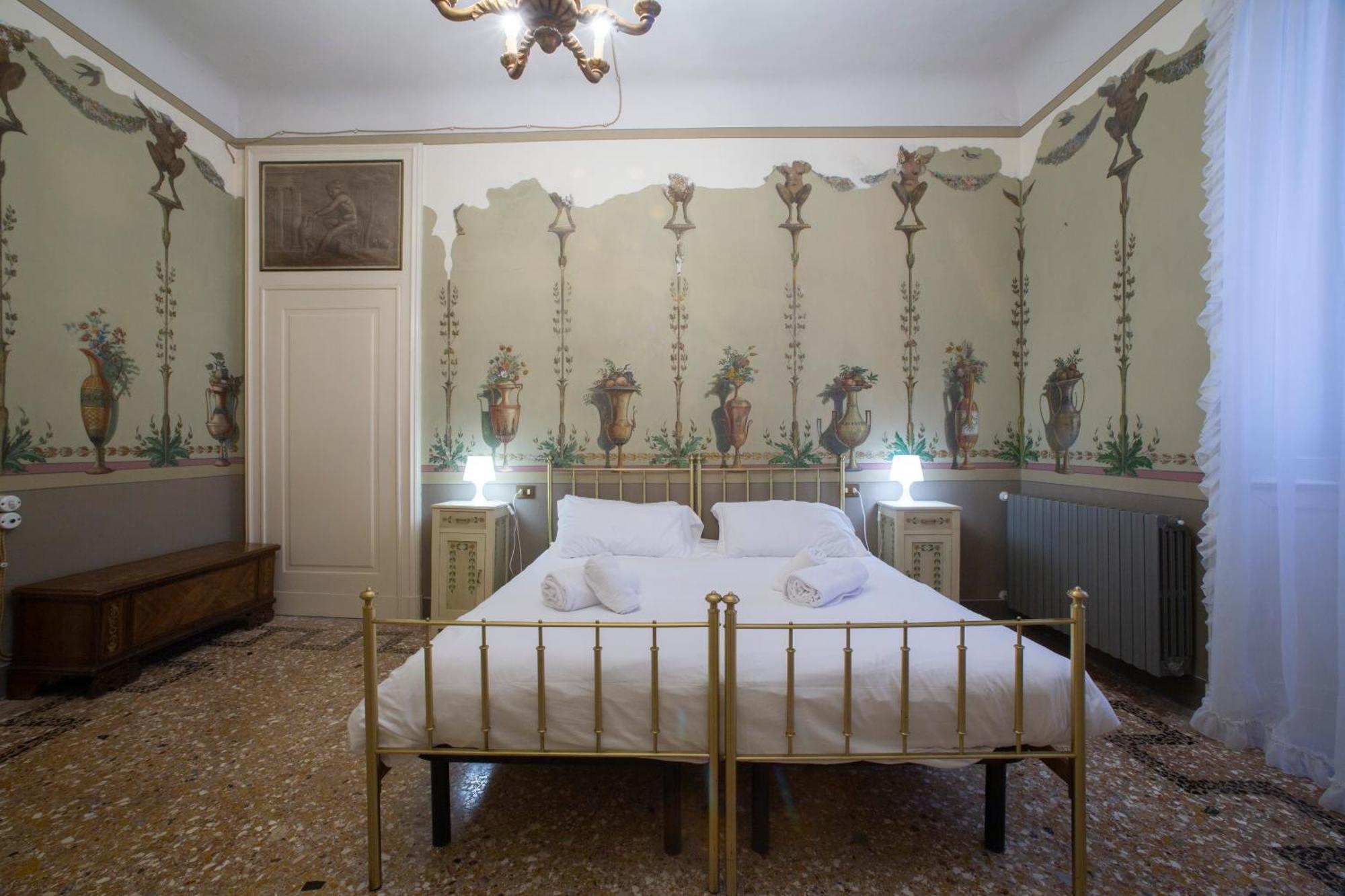 Apartamento Dimora Storica Vicolo Del Volto Iseo Exterior foto