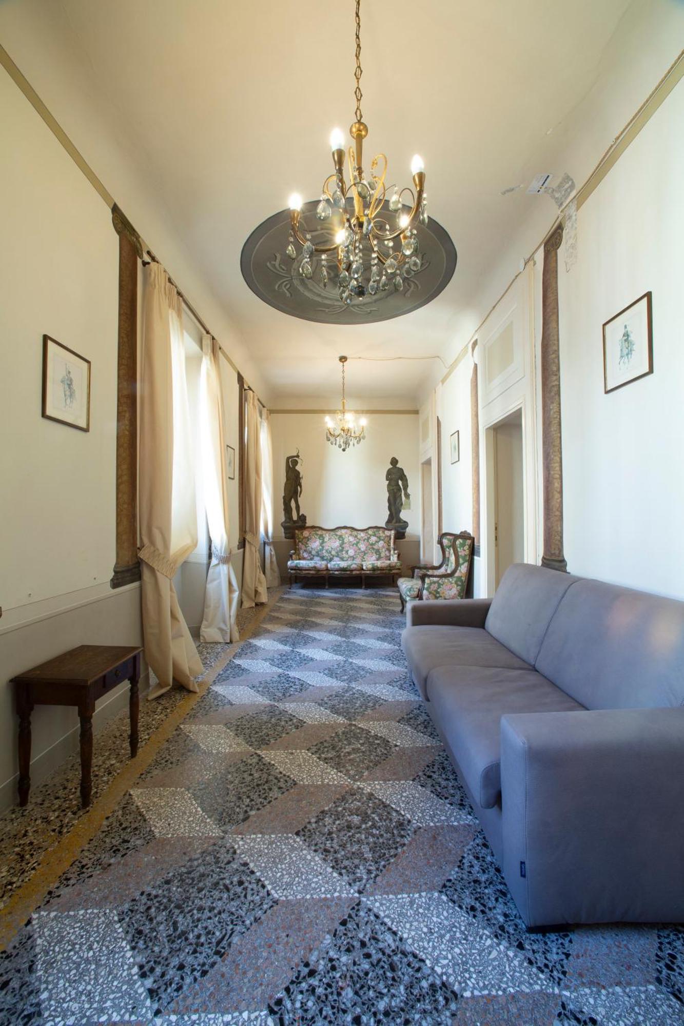 Apartamento Dimora Storica Vicolo Del Volto Iseo Exterior foto